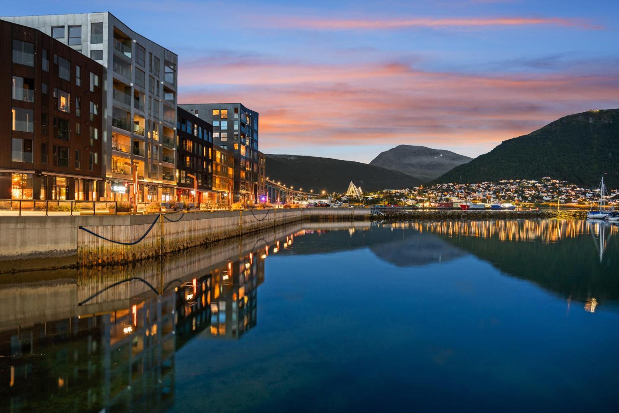 Totalapartments Skansegata Studio Apartments Tromso Luaran gambar